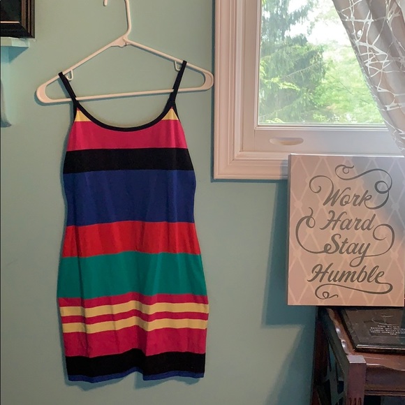 Super cute mini colorful dress✨ - Picture 3 of 5